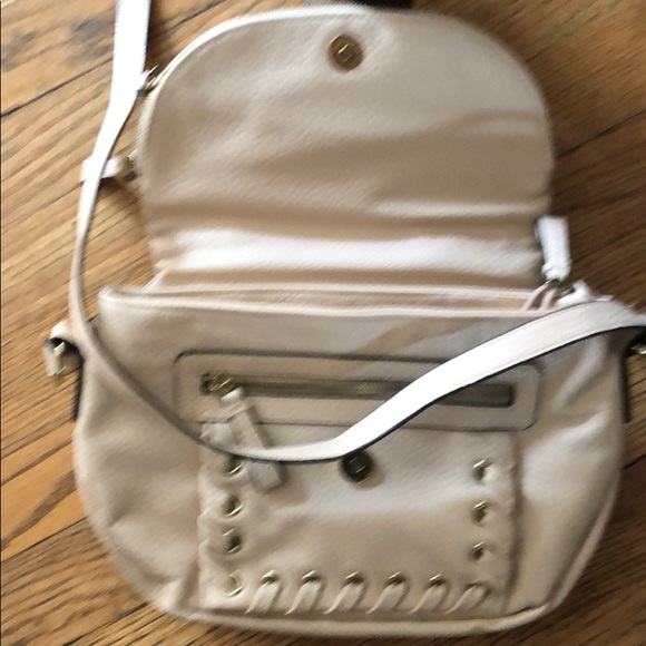 Brand new handbag shoulder or hand carry - Picture 2 of 4